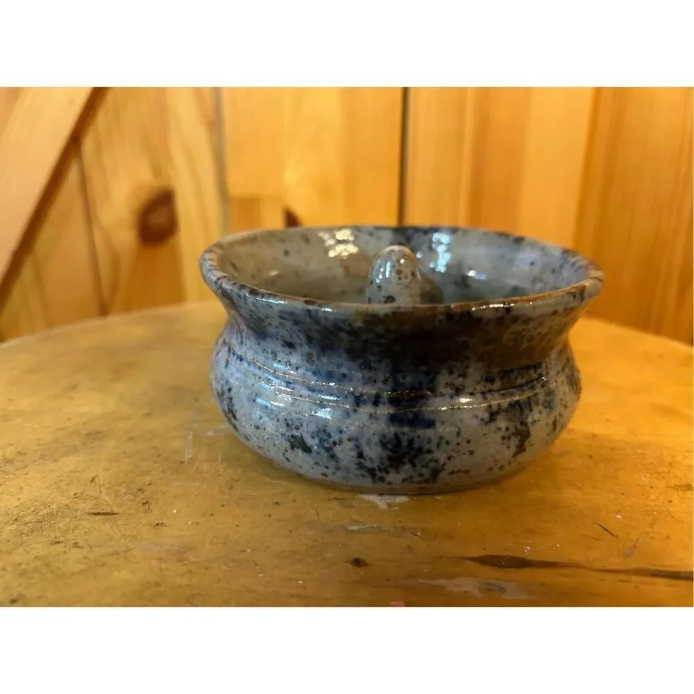 Vintage Pottery Ring Holder 84” (8569)